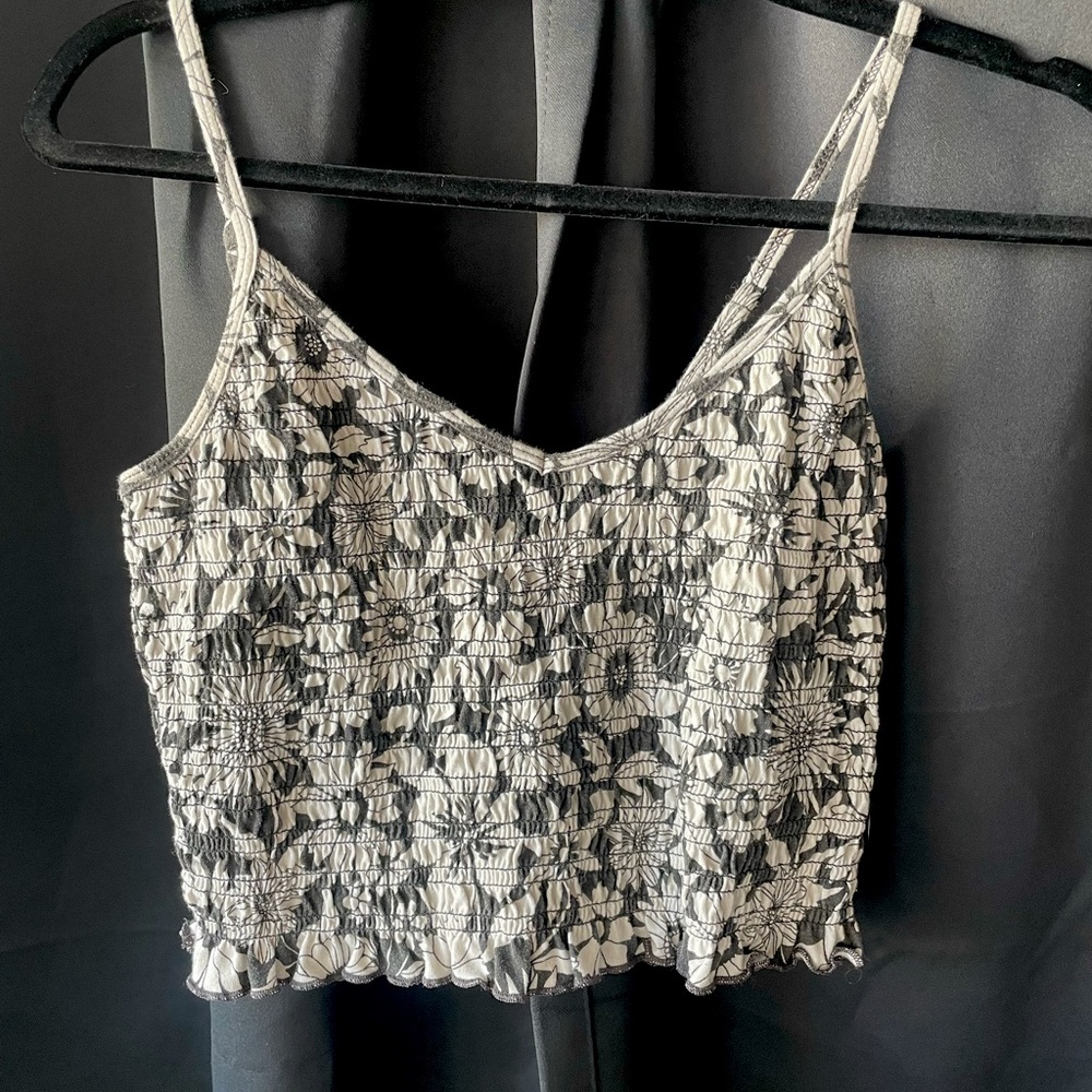 🎄Buy2Get1Free🎄American Eagle floral top